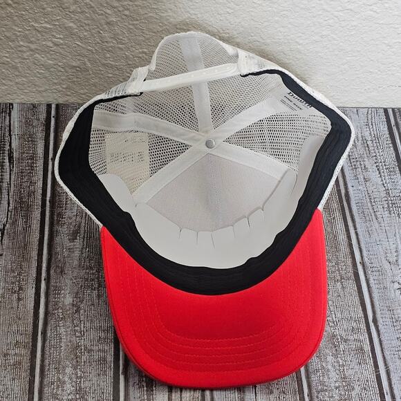 NWT Duluth Truck stop hat white and red angry beaverino pizzeria - Picture 4 of 5